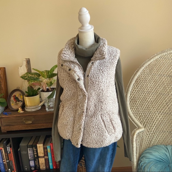 Thread & Supply Jackets & Blazers - Thread & Supply Sherpa Vest